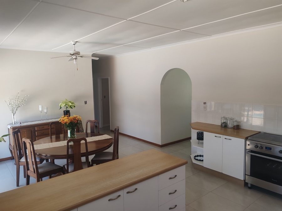 4 Bedroom Property for Sale in Heuwelkruin Eastern Cape